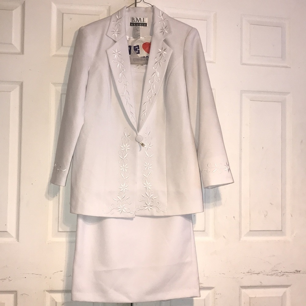 Women's B.M.I. Studio Skirt Ensemble